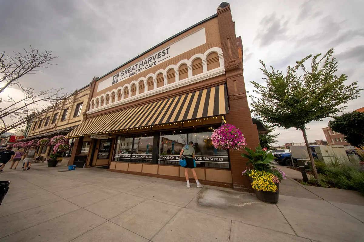Great Harvest Bakery Cafe storefront in Logan with freshly cleaned windows
